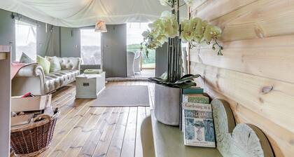 Safari Tent Two - UK44405