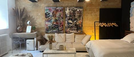 1 chambre, fer et planche à repasser, Wi-Fi, draps fournis