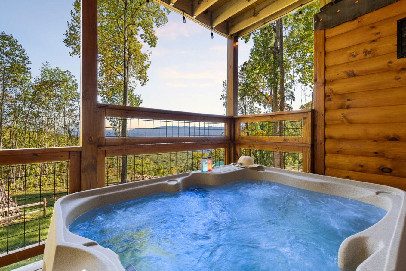 Family Cabin | Private spa tub