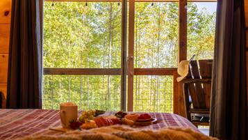 Family Cabin | 5 bedrooms, free WiFi