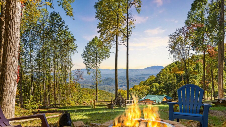 Skyview Serenity by Ghosal Luxury Lodging