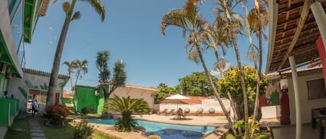 Piscine extérieure