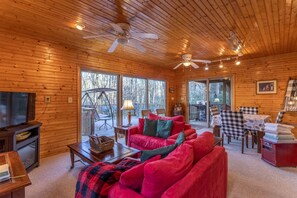 Living area - Running Brook (Boone)