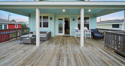 On Tidal Time - Modern luxury beach House one block from the Beach.