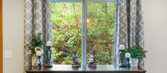 Big beautiful house with lots of room and amazing mountain and ocean views!!!