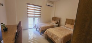 4 室のベッドルーム、アイロン / アイロン台、WiFi、ベッドシーツ