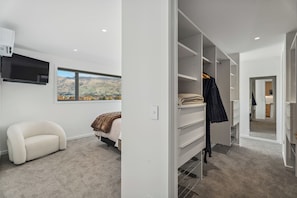 5 Schlafzimmer, Bügeleisen/Bügelbrett, WLAN, Bettwäsche