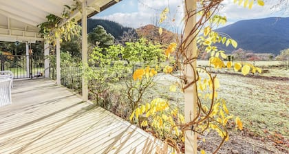Fantail House Kaiuma Bay - Havelock Holiday Home