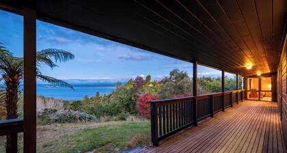 Lake View Lodge - Taupo Holiday Home