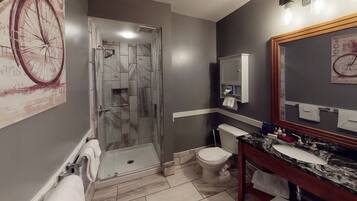 Dusche, Haartrockner, Handtücher