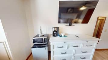Fridge, microwave, coffee/tea maker