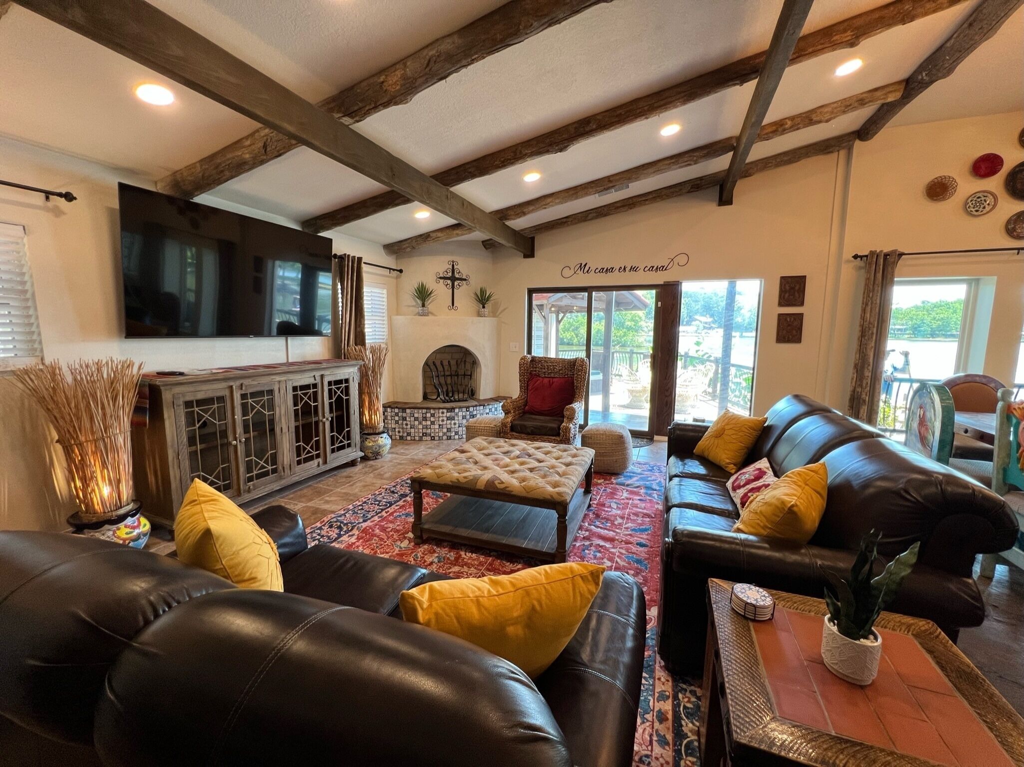 Smart TV, fireplace, offices