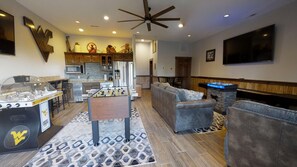Games room - Radiant 8BR Rendezvous with Hot Tub by RedAwning (Snowshoe)