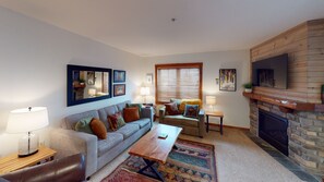 TV, fireplace