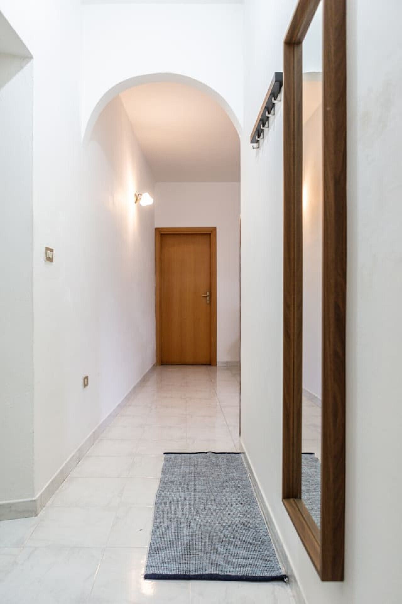 Interni