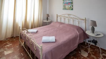 1 Schlafzimmer, Bügeleisen/Bügelbrett, WLAN