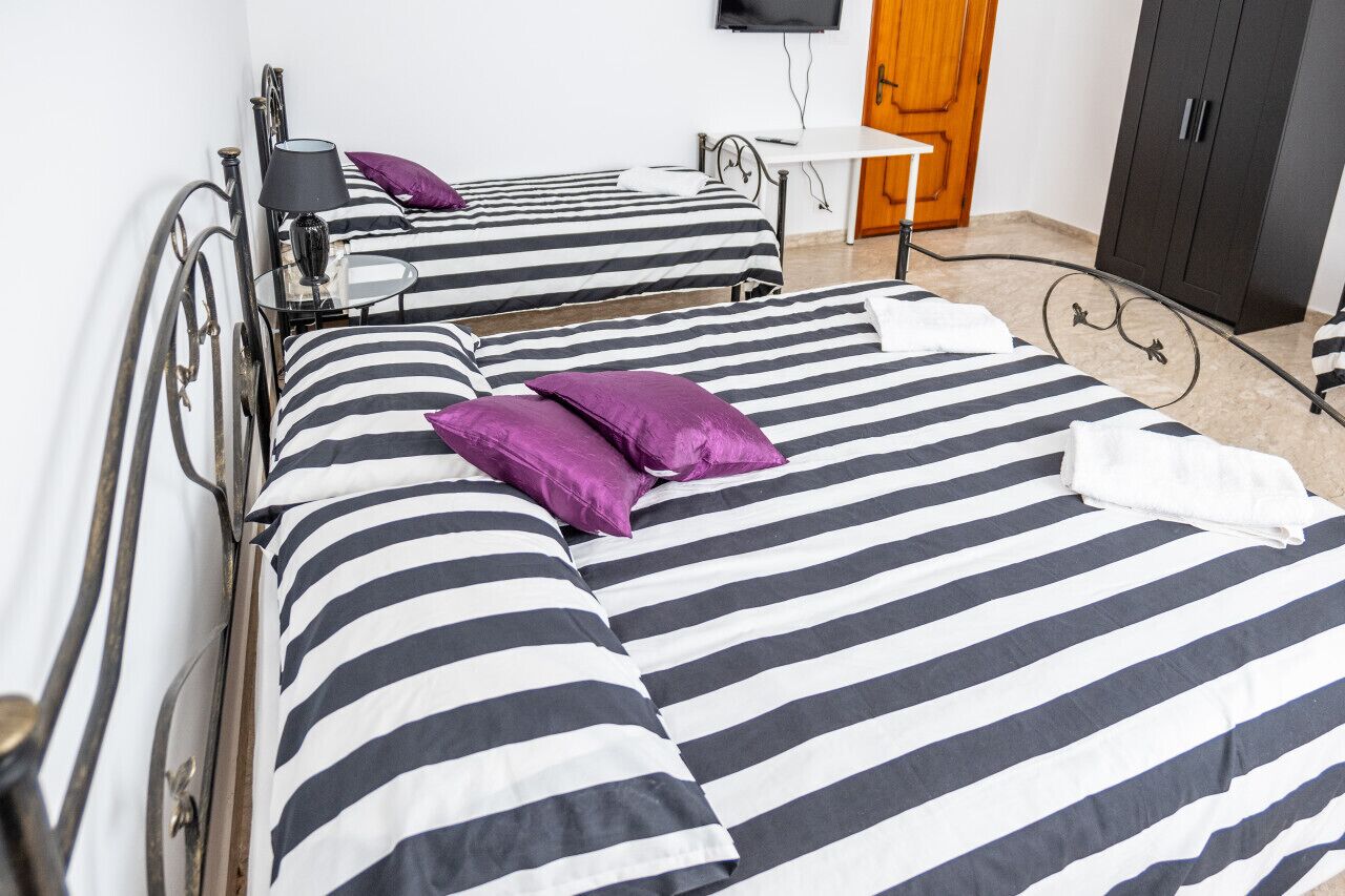 1 chambre, fer et planche à repasser, Wi-Fi