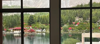 Hotel Mountain Lagoon