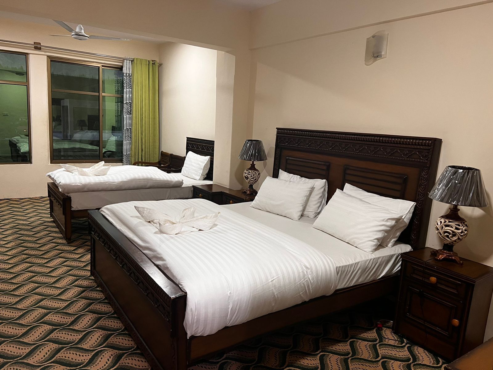 Deluxe Triple Room | Free WiFi