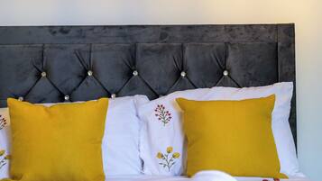 3 bedrooms, WiFi, bed sheets