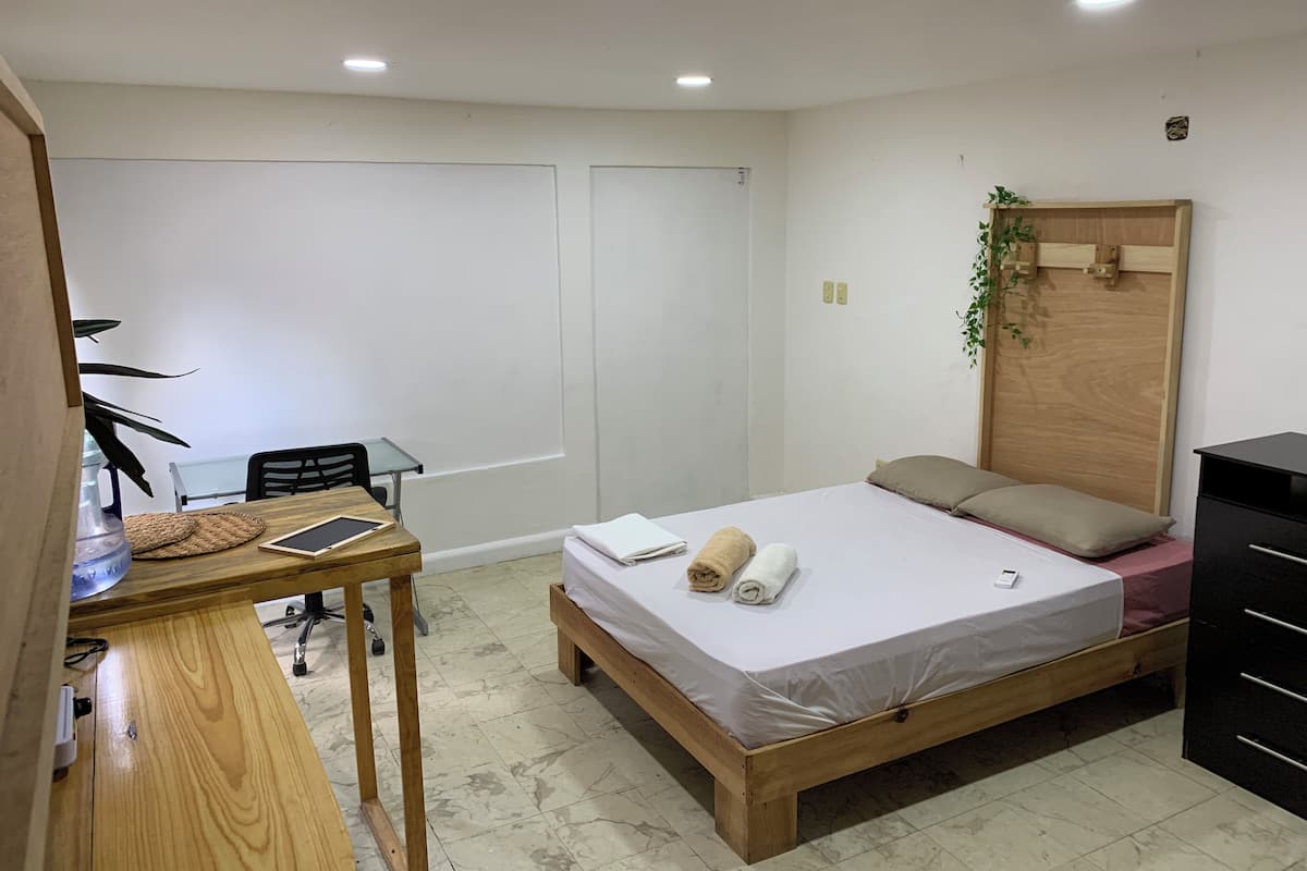 Klassieke studio | 1 slaapkamer, gratis wifi, beddengoed