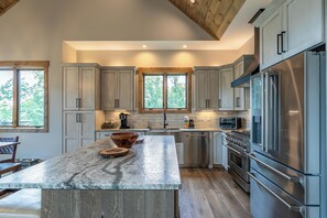 House, Multiple Beds, Hot Tub, Mountain View (Livin' Lodge at Eagles Nest) | Private kitchen - Livin' Lodge at Eagles Nest (Banner Elk)
