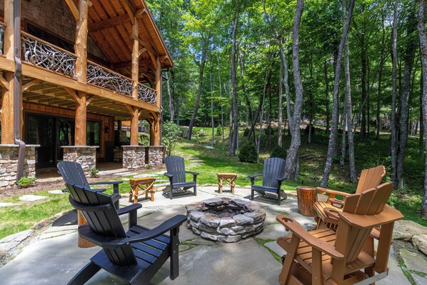 Terrace/patio - Bear Creek Cabin at Eagles Nest (Banner Elk)