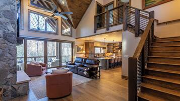 House, Multiple Beds, Hot Tub, Mountain View (Little Creek Lodge at Eagles Nest) | Living area | Fireplace