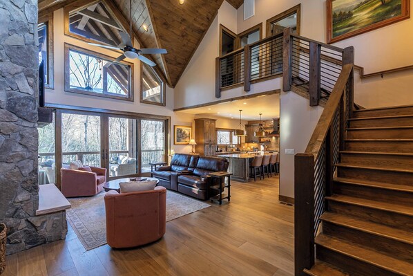 House, Multiple Beds, Hot Tub, Mountain View (Little Creek Lodge at Eagles Nest) | Living area | Fireplace - Little Creek Lodge at Eagles Nest (Banner Elk)