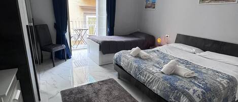 1 bedroom, WiFi, bed sheets