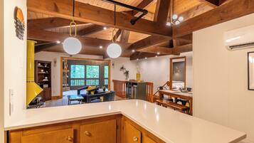 Cabin, Multiple Beds, Patio, Mountain View (Blue Ridge Retreat at Linville Land ) | Interior