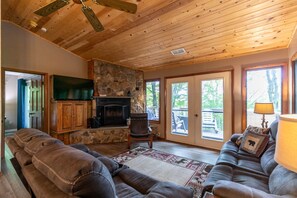 House, Multiple Beds, Patio, Mountain View (Grand View) | Living area | Fireplace - Grand View (Banner Elk)