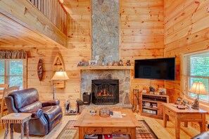Cabin, Multiple Beds, Hot Tub, Mountain View (Kaylee's Kabin) | Living area | Fireplace