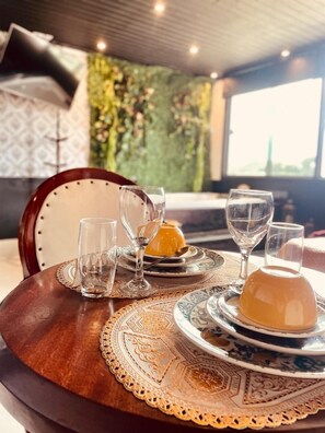 Chalet | Dining - Maison France (Campos do Jordão)