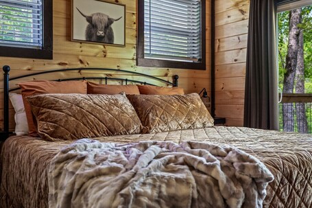 Mountain Majesty By Ghosal Luxury Lodging - Image 25