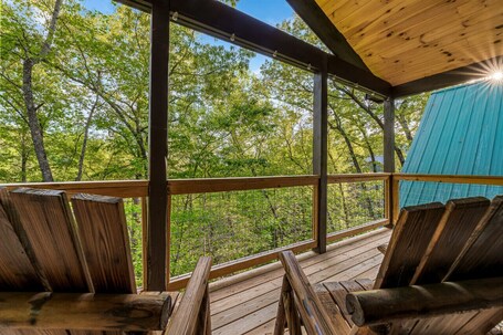 Mountain Majesty By Ghosal Luxury Lodging - Image 26