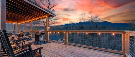 Luxury Cabin, Mountain View | Pemandangan balkoni
