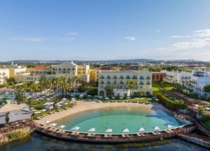 Innenpool, beheizter Pool