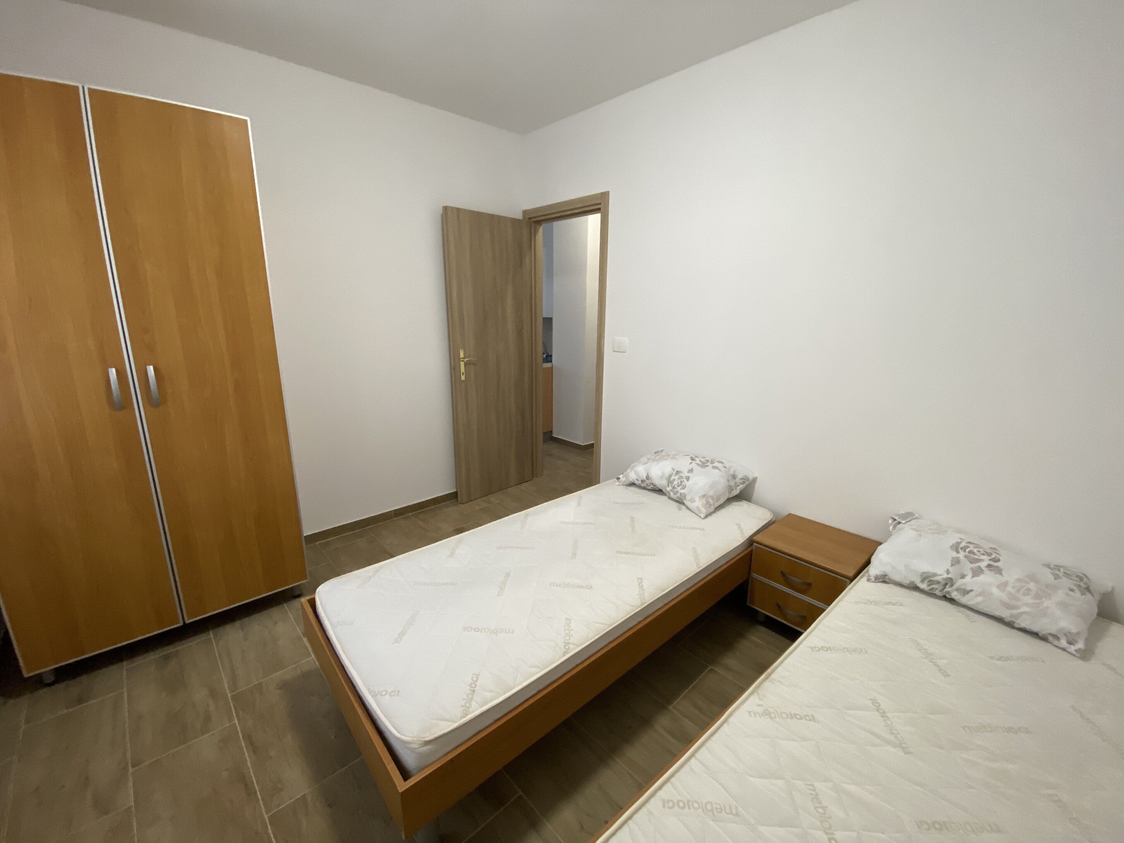 1 bedroom, internet, bed sheets