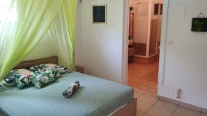 1 bedroom, iron/ironing board, travel cot, WiFi