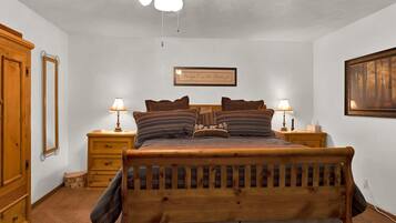 4 bedrooms, WiFi, bed sheets