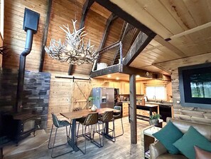 Interior - Rim Overlook Cabin Retreat! (Duck Creek Village)