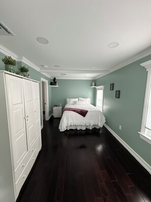 2 dormitorios, tabla de planchar con plancha, wifi y ropa de cama