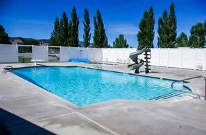 Piscine extérieure