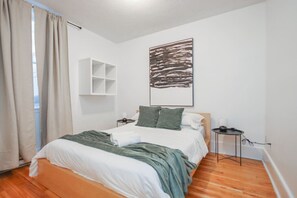 1 makuuhuone, silitysrauta/-lauta, Wi-Fi, vuodevaatteet