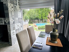 Dining - Emperor Apartment (Sandton)