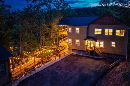 Sweet Escape By Ghosal Luxury Lodging