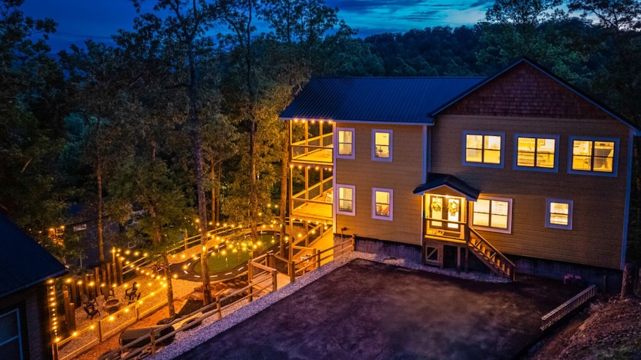 Sweet Escape By Ghosal Luxury Lodging