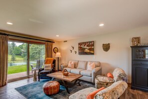 Condo, Multiple Beds, Pool Access, Mountain View (Chetola: Cardinal 101) | Living area | Fireplace - Chetola: Cardinal 101 (Blowing Rock)