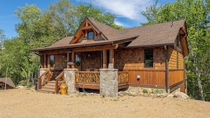 Exterior - Winterfell Lodge at Eagles Nest (Banner Elk)